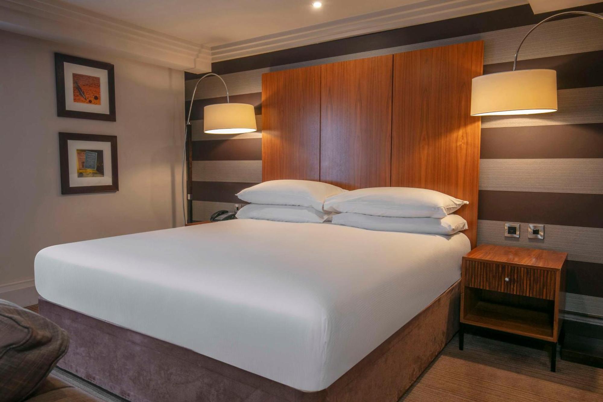 Doubletree By Hilton Stratford-Upon-Avon, United Kingdom Hotel Exterior foto